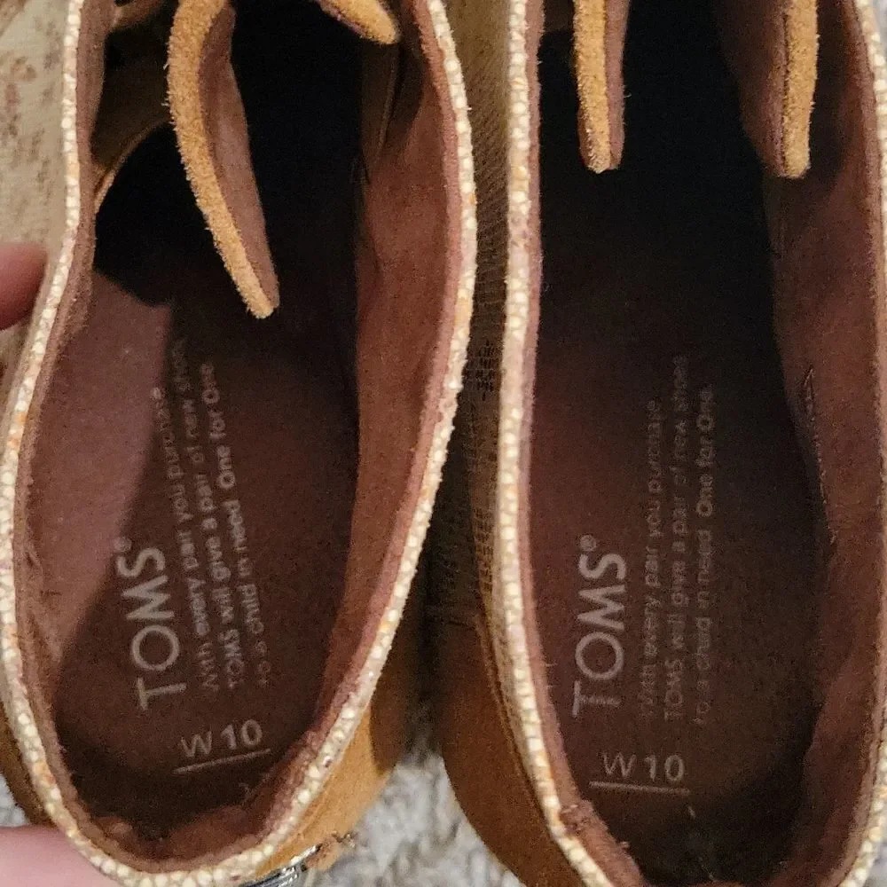 Toms fall floral suede wedges size 10